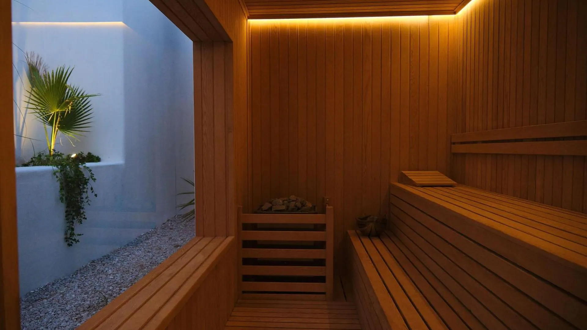 Villa Ionx - Indoor & Outdoor Pool, Sauna, Bathtub, Jacuzzi Fethiye